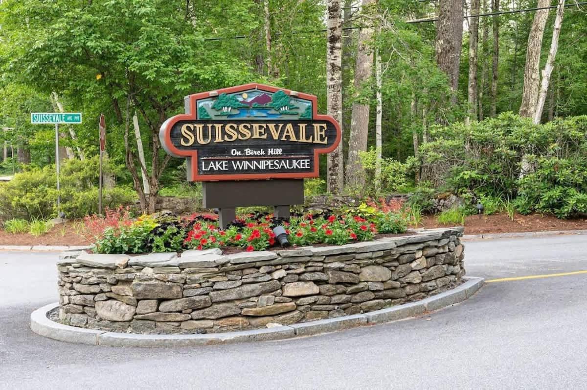 Sun-Dappled Suissevale Cape Close To Lake & Beach Villa Center Harbor Exterior photo